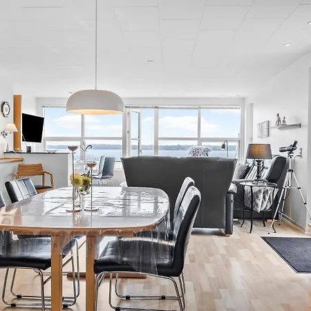 3 Bedroom Cozy In Åbenrå